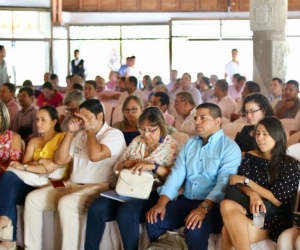 La actividad se dirige a entidades estatales, proveedores y entes de control.