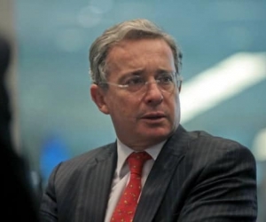 Álvaro Uribe Vélez.