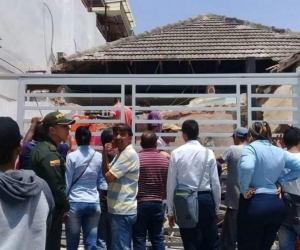 El techo de un inmueble cedió y le cayó encima a uno de los trabajadores que se encontraba en el lugar.