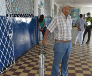 Don Ramón Holguín,de 73 años, salió a votar.