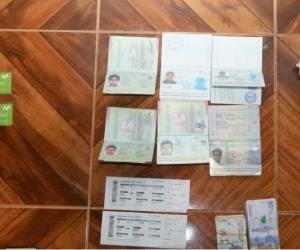 Decomisaron armas y documentos de identidad ilegales.