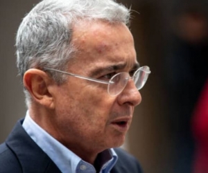 Álvaro Uribe Vélez.