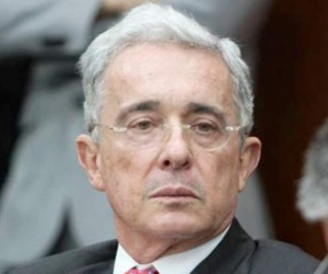 Álvaro Uribe Vélez.