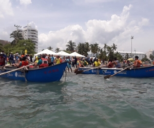 En la jornada realizaron canotaje y canoas artesanales.