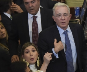 Álvaro Uribe y bancada del Centro Democrático.