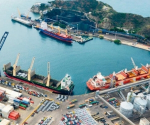  Raúl Maestre, director de Seguridad del Puerto de Santa Marta, destacó la importancia de generar este tipo de espacios con el Comandante de la Primera División y su equipo de oficiales