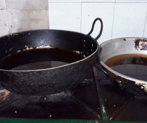 En la inspección de Salud Distrital se evidenciaron ollas como estas, con aceite requemado.