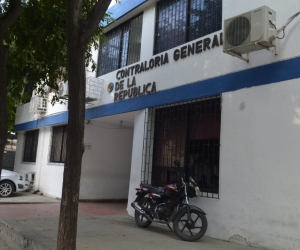 Fachada de la gerencia departamental de la Contraloría General de la República en Santa Marta.
