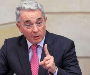 Álvaro Uribe Vélez, senador del Centro Democrático.