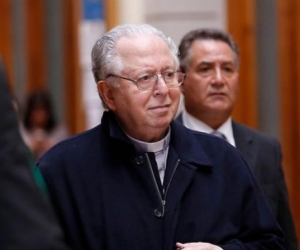  Fernando Karadima Fariña" fue expulsado del sacerdocio por el Papa Francisco.