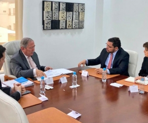 Reunión entre el Alcalde de Santa Marta, el Secretario de Seguridad y el Ministro de Defensa.