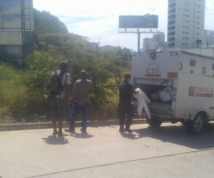 El levantamiento del cadáver se realizó esta mañana en la entrada al Rodadero, sobre la carrera 4.