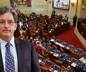 Alberto Carrasquilla, ministro de Hacienda, agradeció la aprobación de la Ley de Crecimiento.