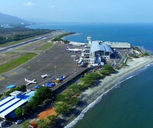 Aeropuerto Simón Bolívar de Santa Marta 