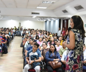 La Universidad del Magdalena abrió un espacio de reflexión con los panelistas invitados sobre la inversión extranjera, la cultura y el turismo en el departamento del Magdalena.