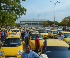 Caravana de taxistas de la ciudad