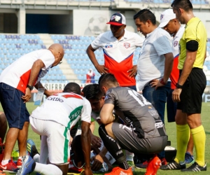 Médicos del Unión ayudaron en la atención del lesionado capitán de Patriotas.