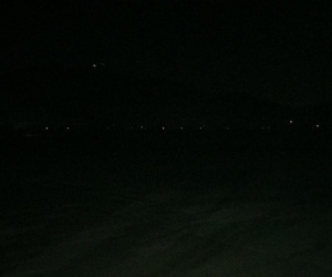 Así luce la pista de BMX en horas de la noche.