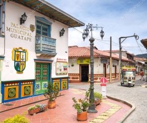 Guatapé, se convertiría en el primer municipio de Antioquia en prohibir el uso de icopor