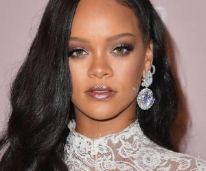  Rihanna, cantante. 