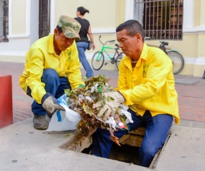 Jornada de limpieza en las calles de Santa Marta