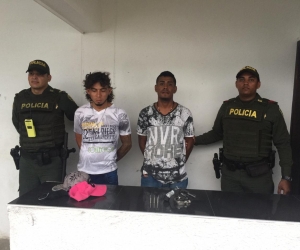 Los detenidos fueron trasladados bajo estrictas medidas de seguridad hasta las instalaciones de la URI de la Fiscalía de Santa Marta.