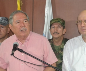 El ministro de Defensa, Guillermo Botero, presidió un consejo de seguridad en Santa Marta. 