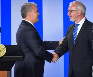  El Presidente Iván Duque, y el del BEI, Wermer Hoyer.