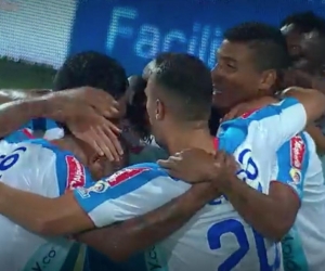 Jugadores del Junior celebrando el gol de Víctor Cantillo.