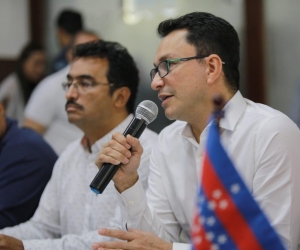 El gobernador del Magdalena, Carlos Caicedo, y el secretario de Salud Departamental, Jorge Bernal.