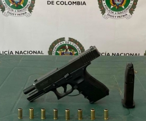 Arma incautada.