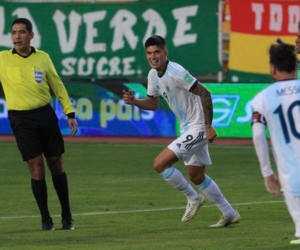 Argentina terminó la primera jornada del premundial con puntaje perfecto. 