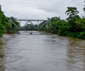 Imagen reciente del río Fundación crecido.