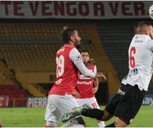 Duelo de rojos en la final del fútbol colombiano. 