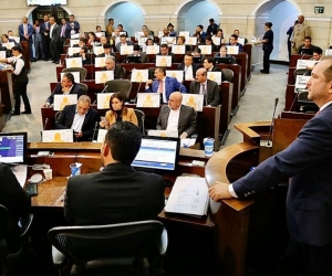 El presidente del Legislativo, el liberal Lidio Arturo García Turbay.