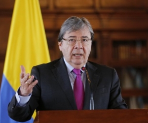 Ministro de Defensa, Carlos Holmes Trujillo.