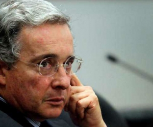 Álvaro Uribe Vélez.