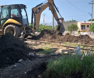 Los trabajos realizados por la Essmar implicaron excavación con maquinaria pesada.