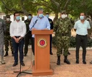 Rueda de prensa del ministro de Defensa, Carlos Holmes Trujillo.