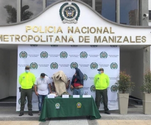 Carlos Julio Cardeño Guzmán, Delio Javier Moreno Muñoz y Eduard Anyerson Alarcón Montero fueron capturados en septiembre del 2020 en diligencias de registro y allanamiento en Pereira (Risaralda) e Ibagué (Tolima).