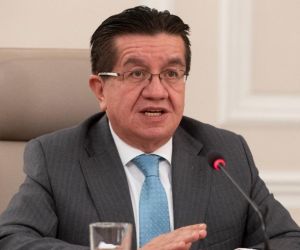 El ministro de Salud, Fernando Ruiz.