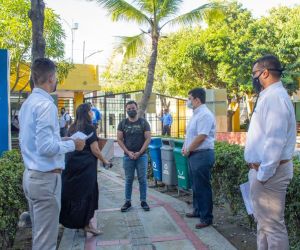 Alta Dirección, Decanos, Docentes y personal administrativo recibió a los Sergistas, al momento de ingresar al Campus.