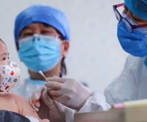 China autorizó vacuna en niños.