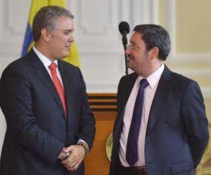 Presidente Iván Duque y Francisco Santos