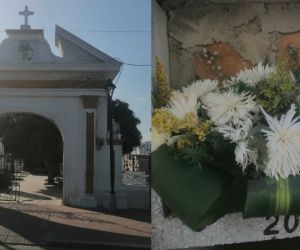 Fachada del cementerio y osario donde estaban los restos.