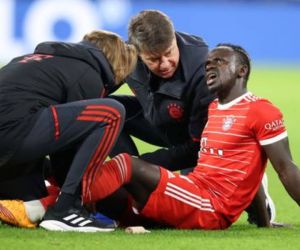 Sadio Mané se lesionó y se pone en riesgo su participación en el Mundial.