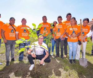 Mediante la siembra de 47.200 árboles se busca recuperar zonas de bosque seco tropical.