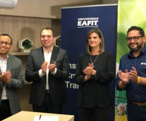 Firma del convenio.