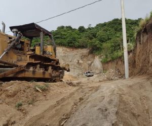 Según la comunidad siguen adelantando la obra