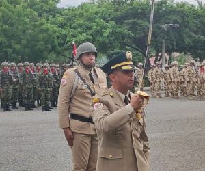 Nuevo comandante primera división, birgadier general, Nestor Caro